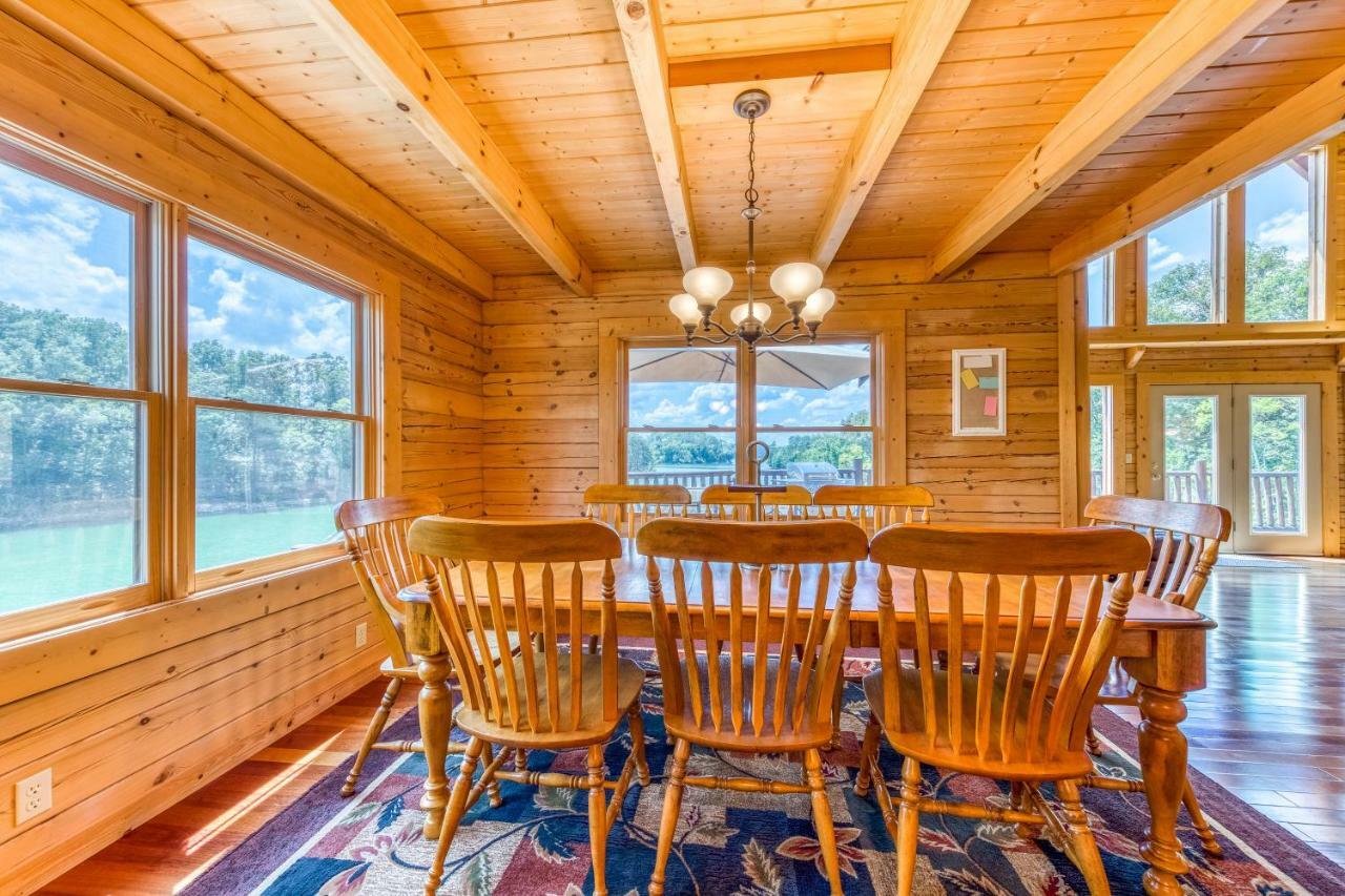 Majestic Lakefront Lodge Sevierville Exterior foto